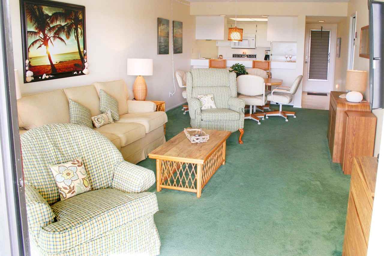 429 NE Tradewind Ln #2102 - Photo 3 of 16