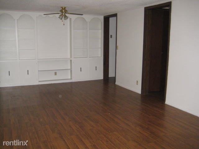 Camellia Court Apartments - Photo 3 of 10