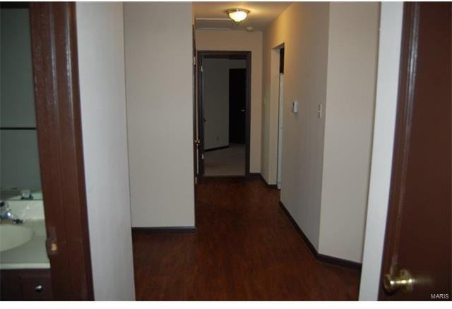 712 Woodside Trails Dr #201 - Photo 3 of 20
