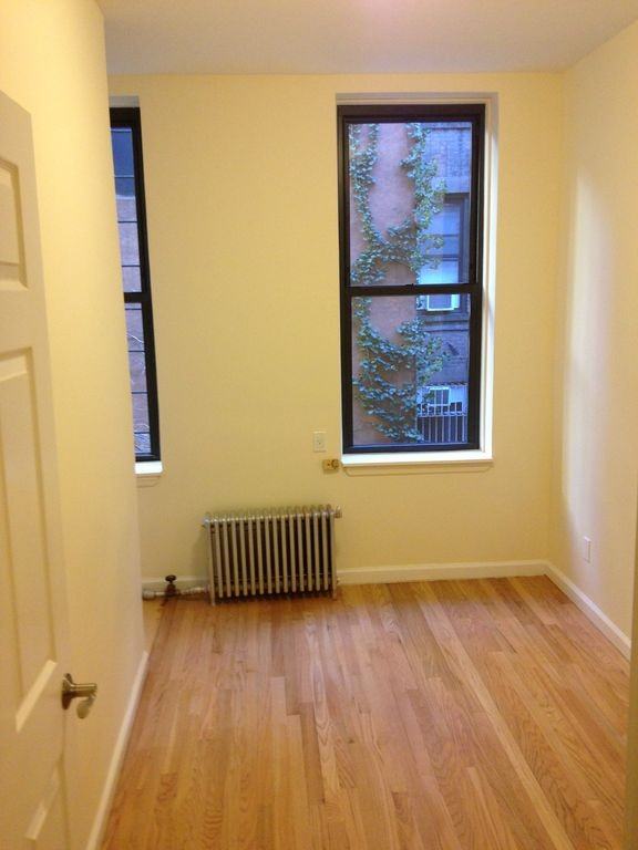 13 East 7th Street - Photo 3 of 7