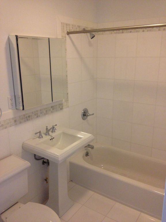 13 East 7th Street - Photo 7 of 7