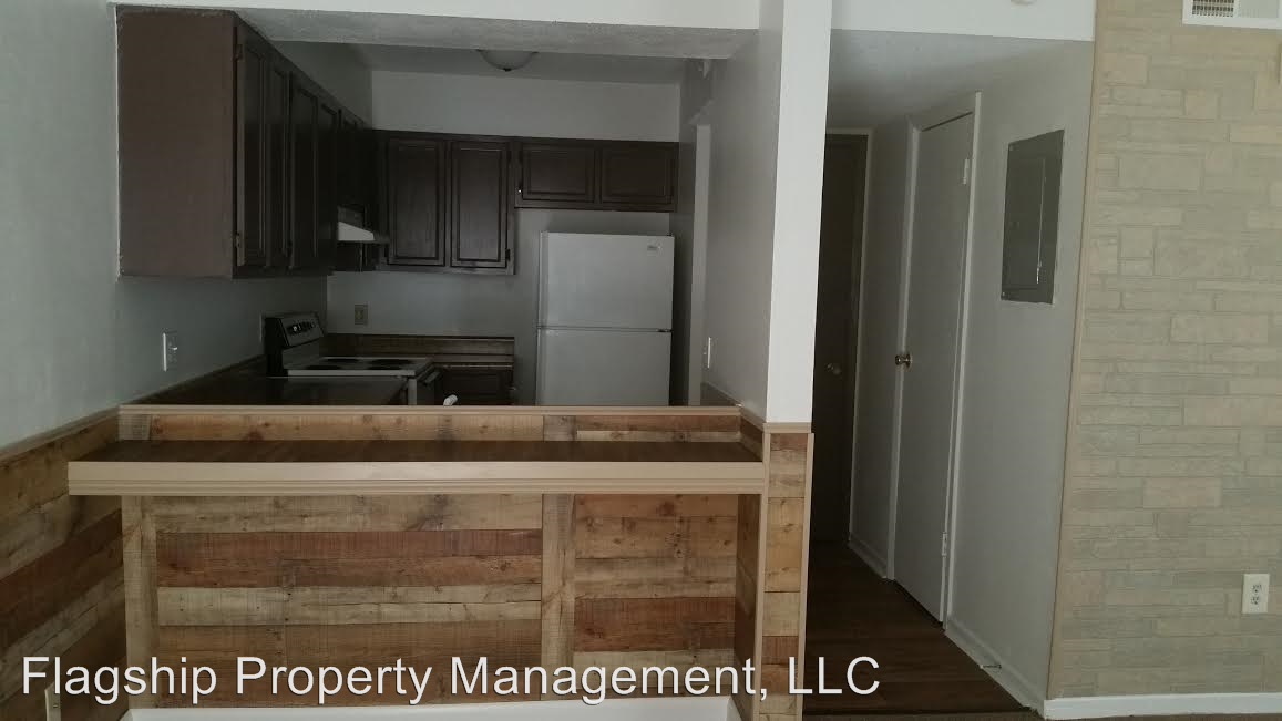 110 Riverbluff Road - Photo 3 of 5