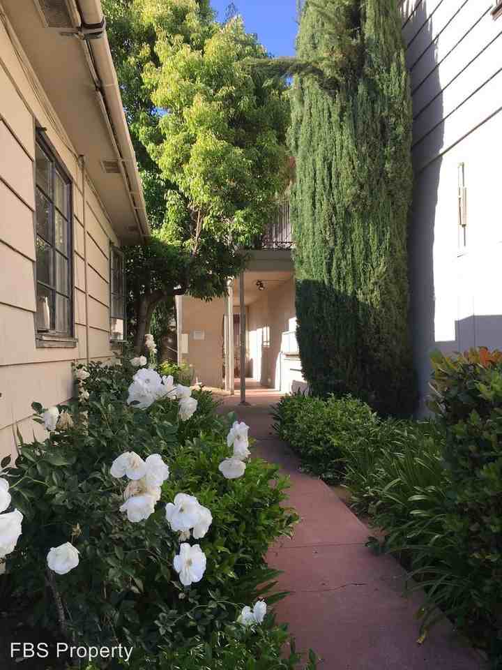 4138 - 4150 Hilldale Road and 5103 - 5111 Marlborough Drive - Photo 2 of 14