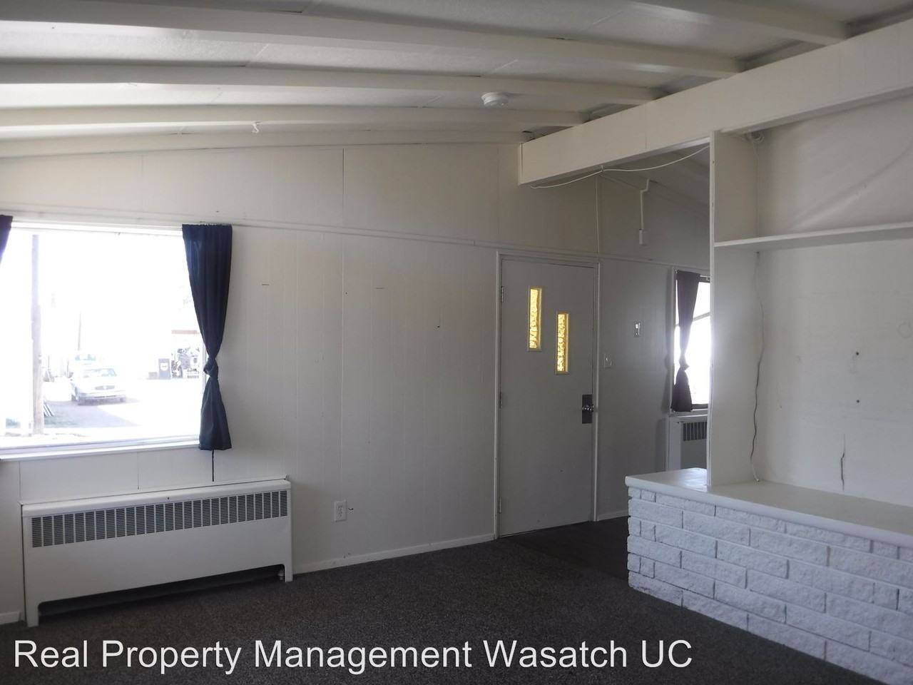 120 N 4th W - Photo 3 of 19