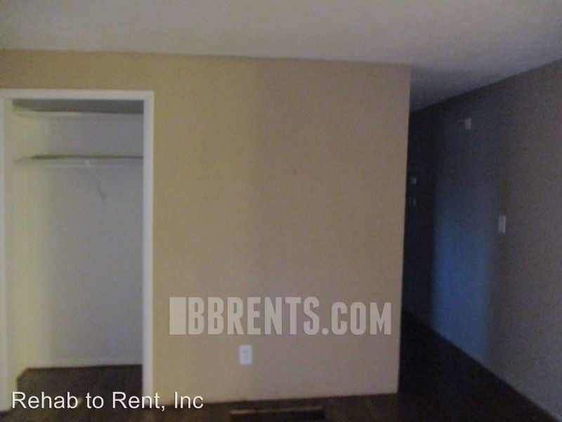 1060 Marcellus Dr - Photo 2 of 47