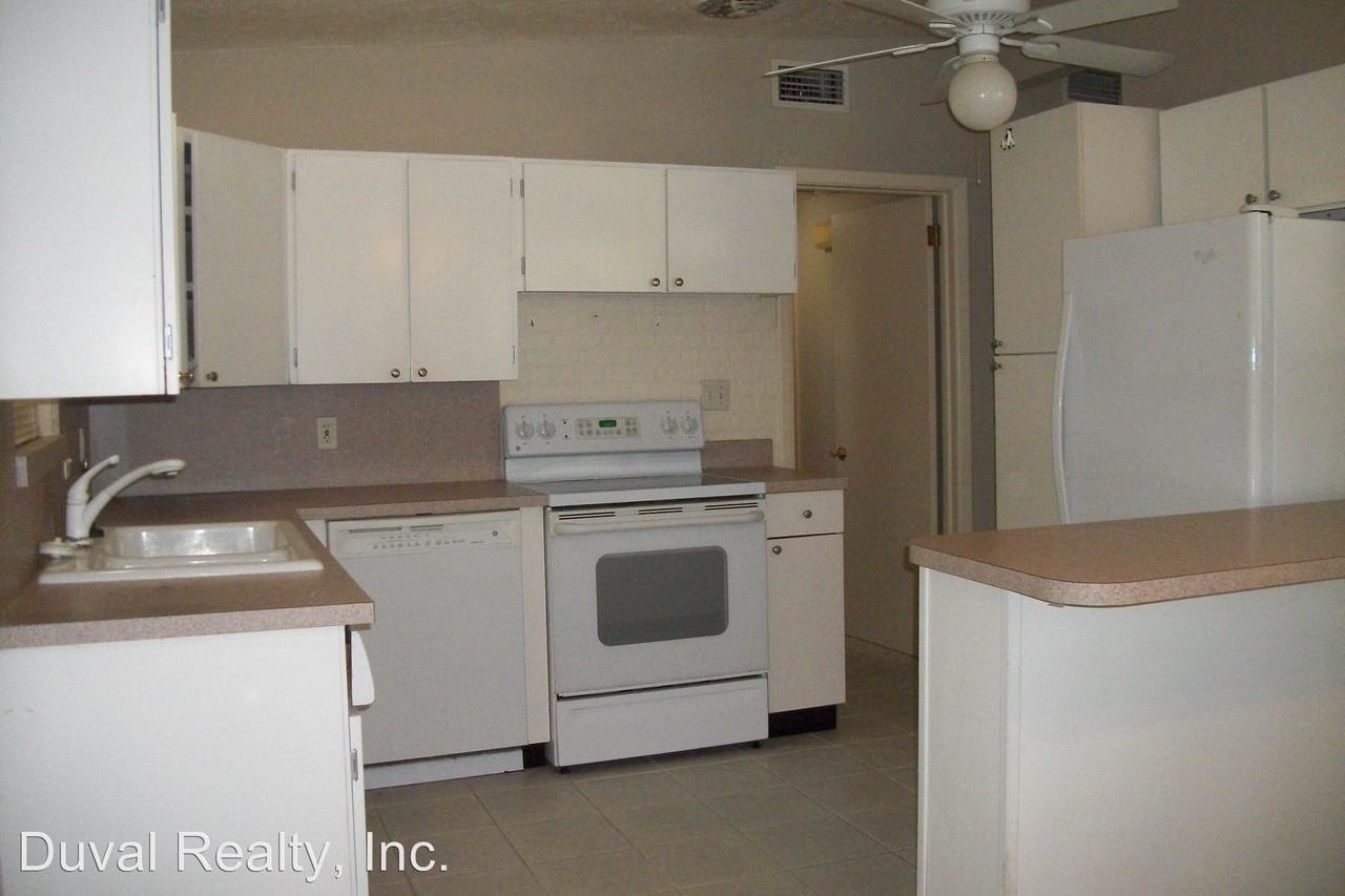 7010 Arques Rd - Photo 3 of 14