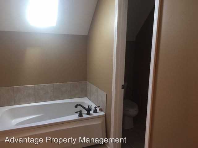 1854 Givenchy Pl - Photo 3 of 17