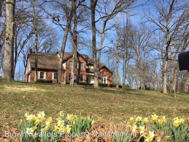 5293 White Oak Dr - Photo 3 of 11