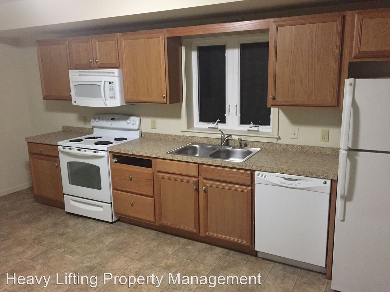 219 Reno Ave - Photo 2 of 11