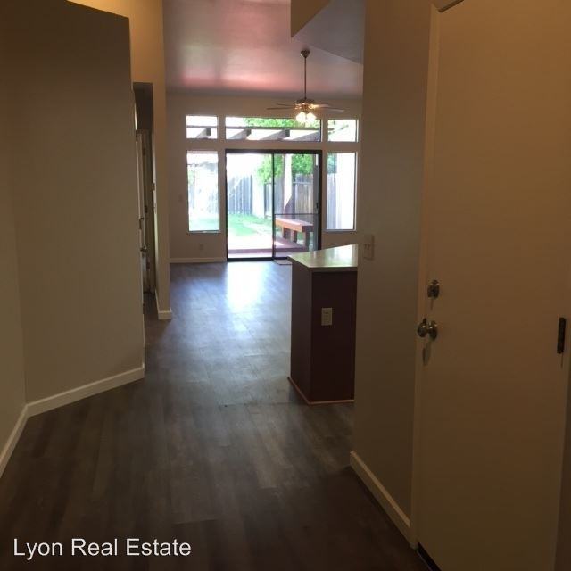 607 Bluebird Pl - Photo 2 of 13