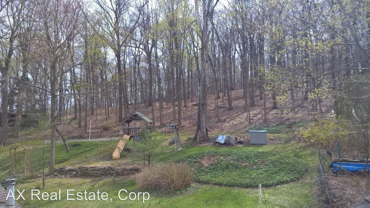 158 Pleasantville Rd - Photo 2 of 14
