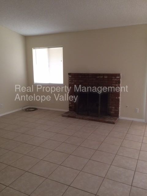 40943 177th St E - Photo 2 of 7