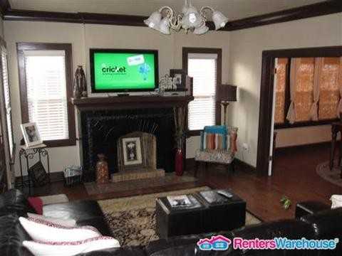 2605 NW 24th St - Photo 3 of 11