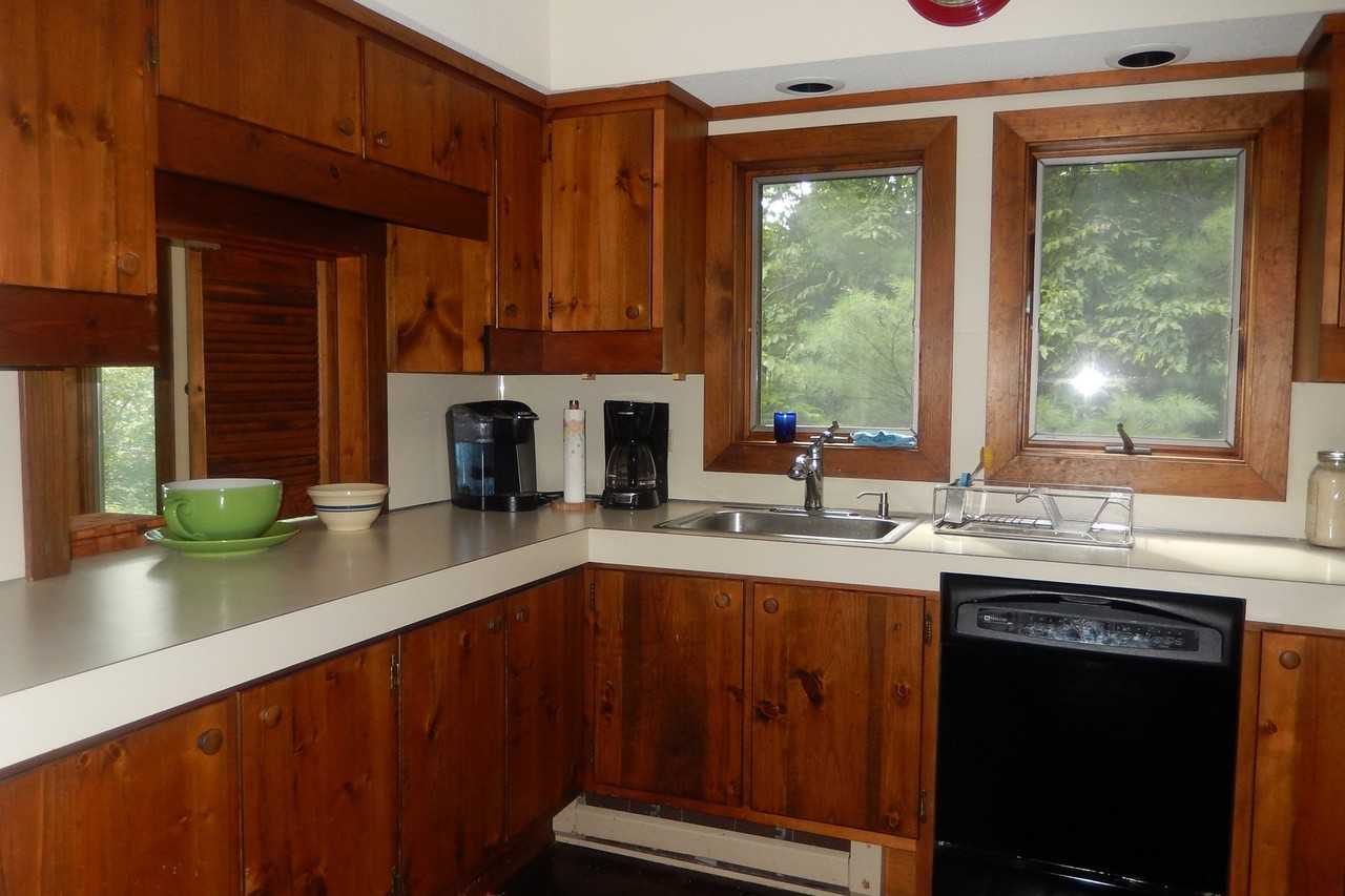 225 Falcon Ridge Rd - Photo 2 of 20