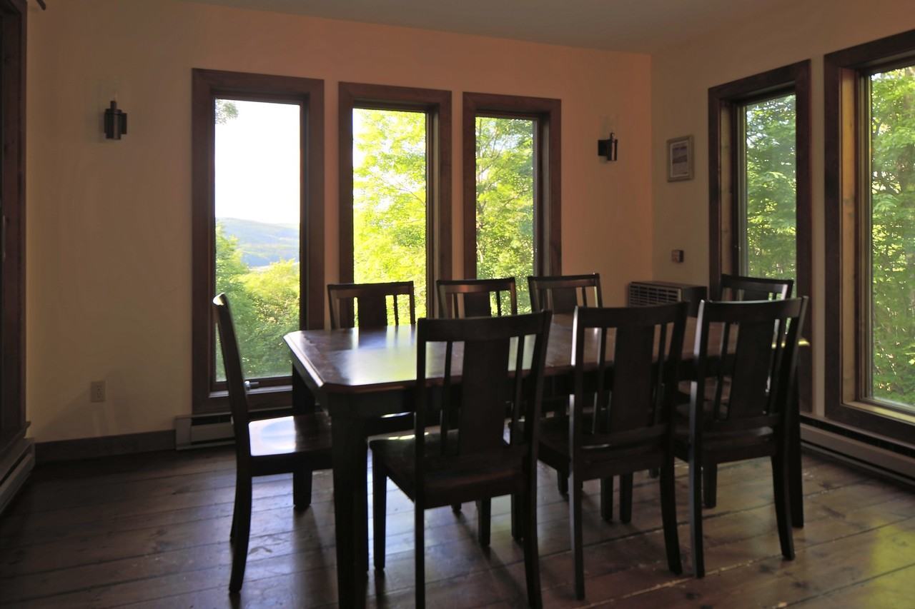 225 Falcon Ridge Rd - Photo 3 of 20