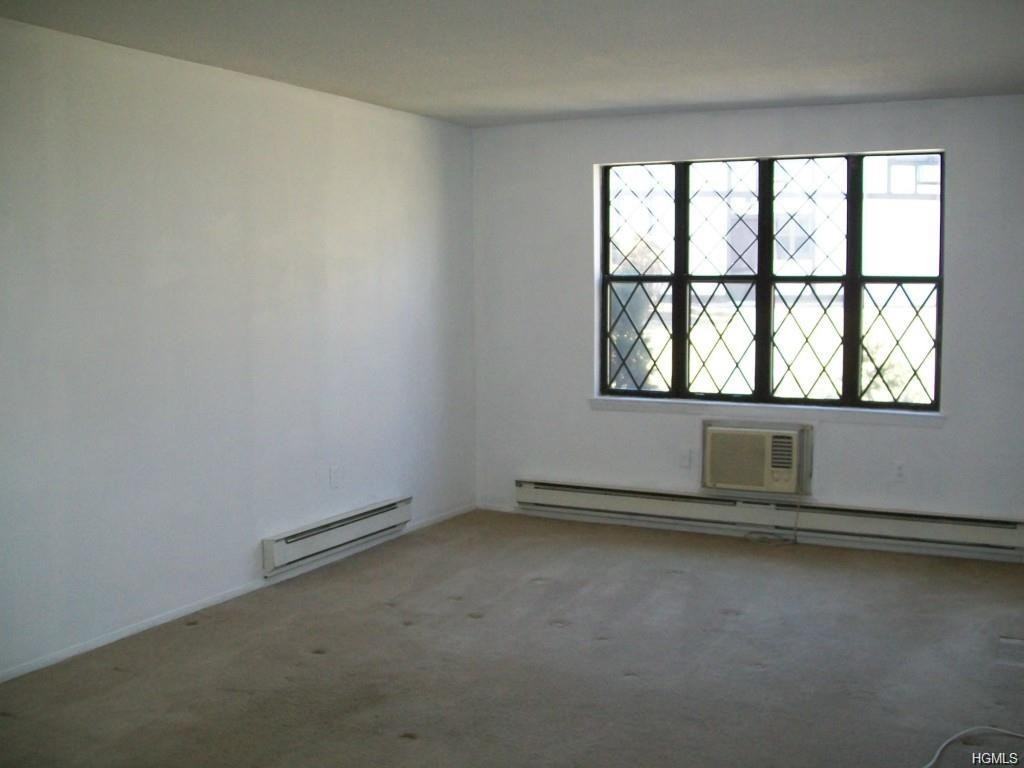 324 Sierra Vista Ln - Photo 2 of 11