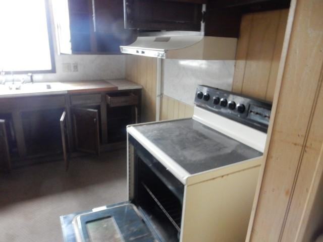 528 Chestnut St - Photo 3 of 5