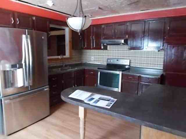 217 Liberty St - Photo 3 of 5