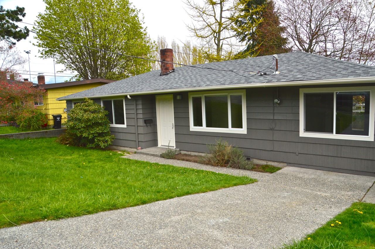 8814 28th Ave SW - Photo 2 of 13