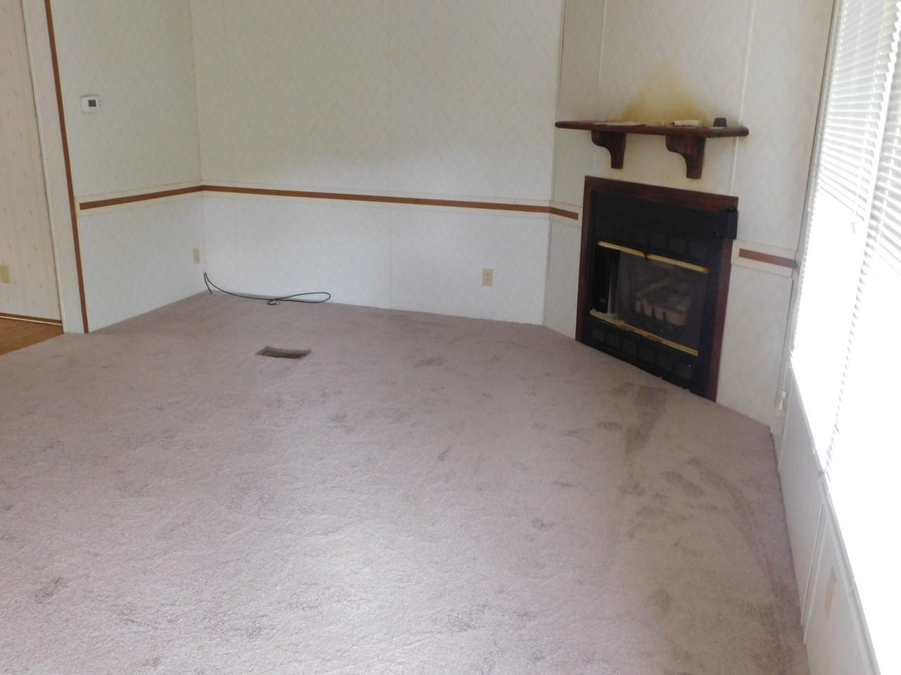 325 Scataway Rd - Photo 3 of 10