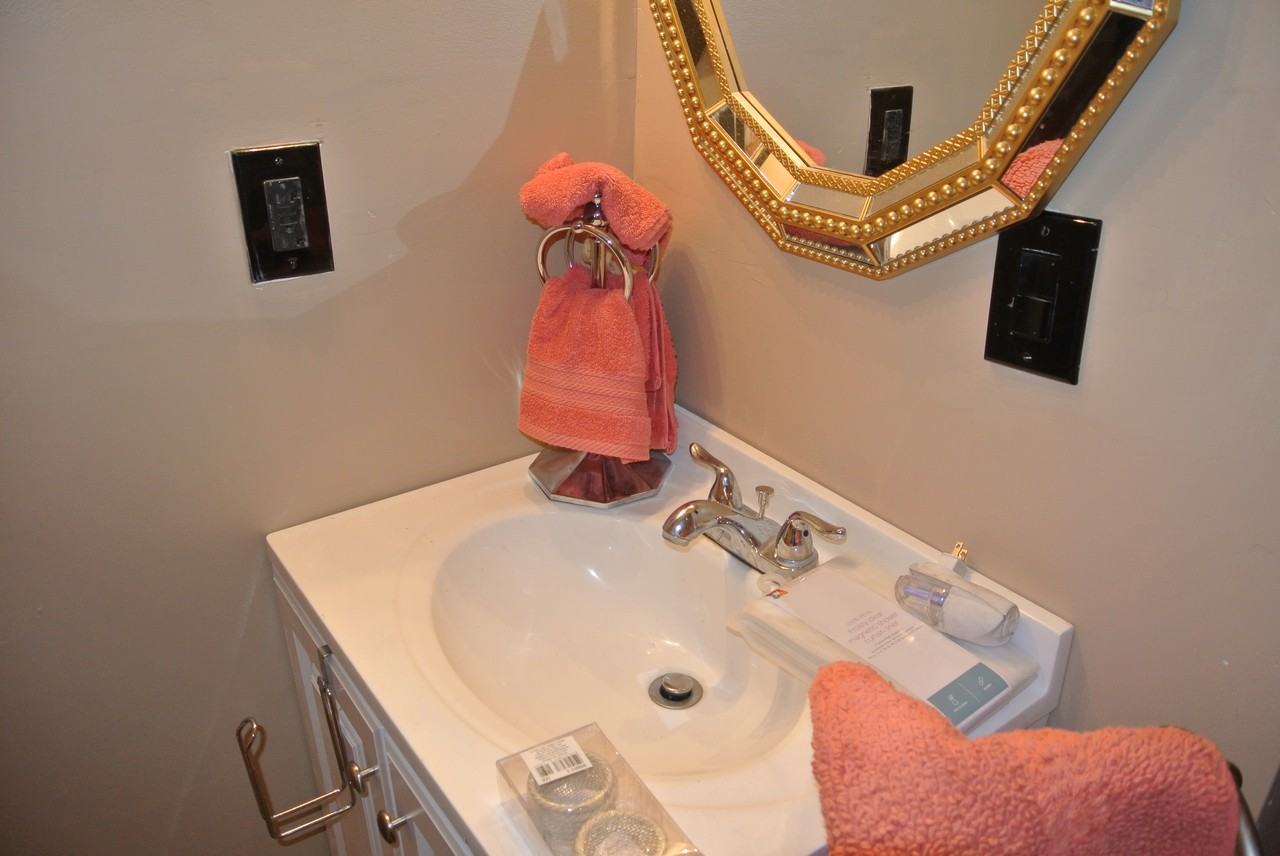 201st St & 109th Ave, St. Albans, NY 11412, US - Photo 3 of 10