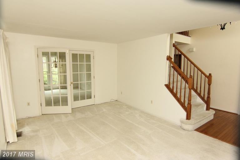 10328 Wetherburn Rd - Photo 2 of 18