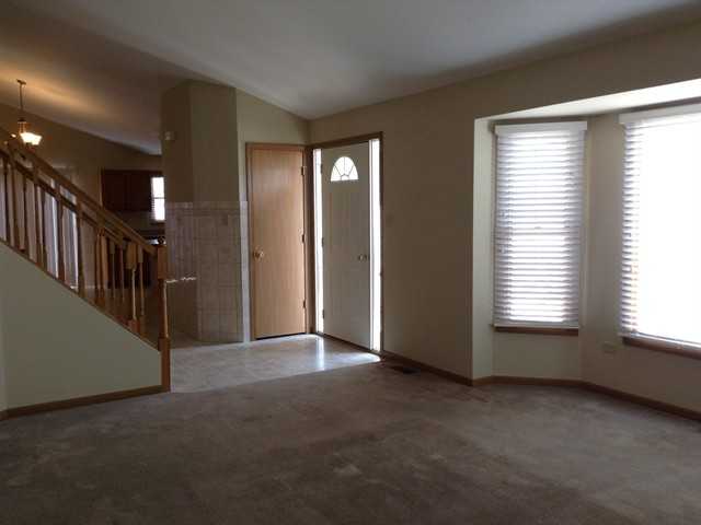 1805 Cumberland Dr - Photo 2 of 13