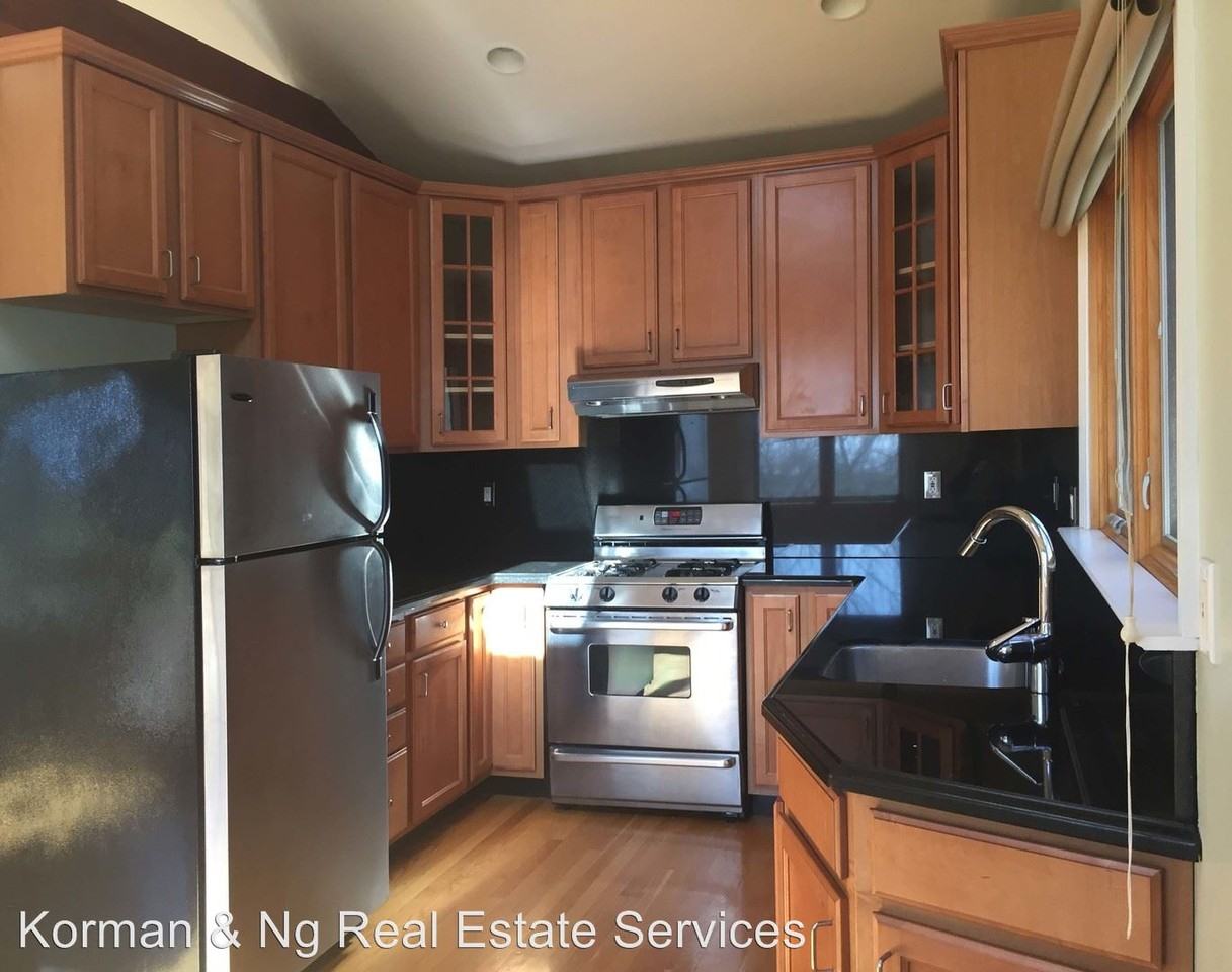 325 Colusa Ave - Photo 3 of 7