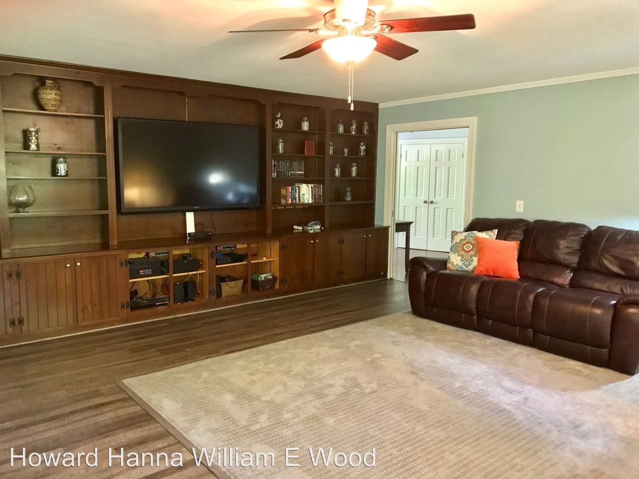 2 Hillard Cir - Photo 3 of 8