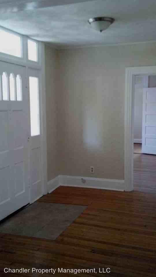 921 Spotswood Ave - Photo 3 of 14