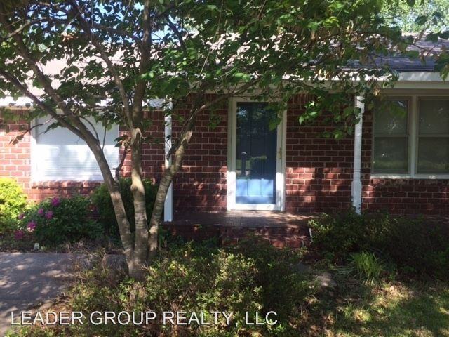 2400 N 7th St - Photo 2 of 27