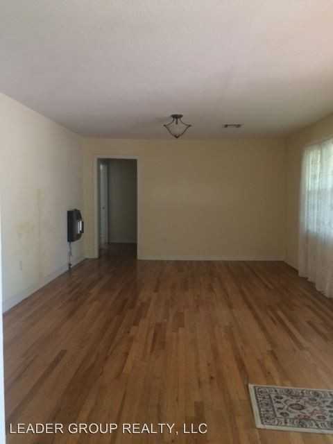2400 N 7th St - Photo 3 of 27