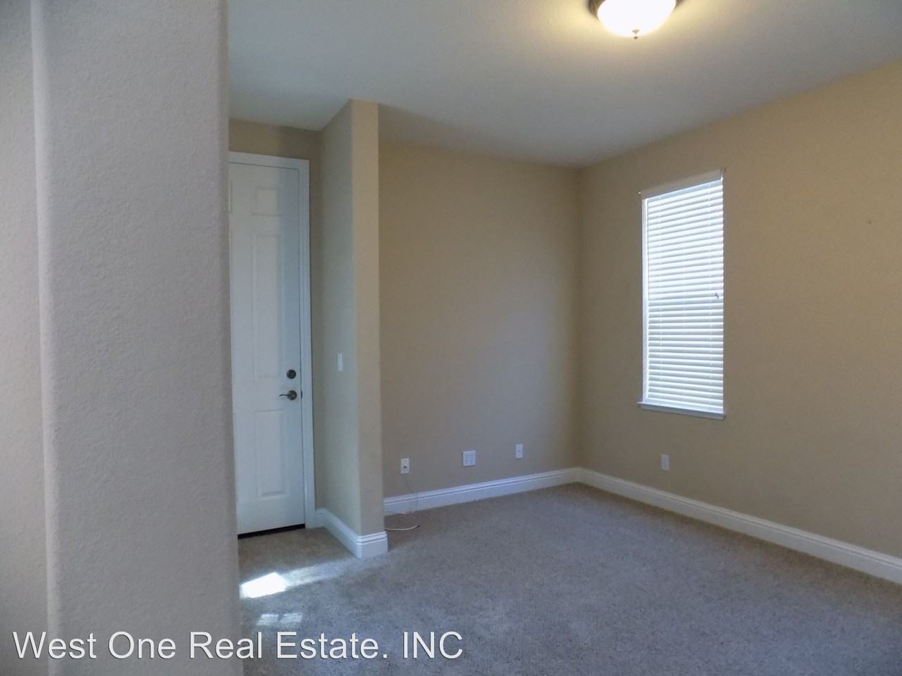 1986 Bankston Dr - Photo 2 of 13