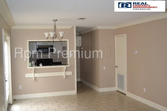 120 Hanson Rd #16 - Photo 3 of 9