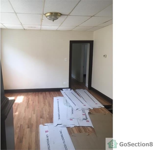 9210 S Ellis Ave - Photo 3 of 6