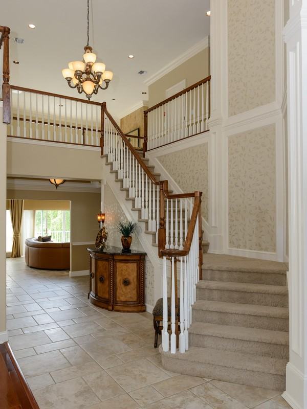 4 Willow Creek Ct - Photo 3 of 20