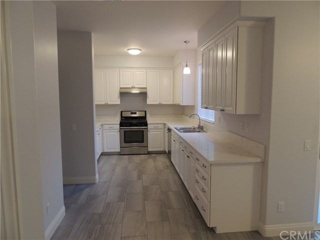 1810 David Ct - Photo 2 of 9