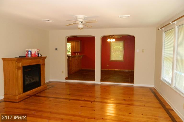 26165 S Sandgates Rd - Photo 2 of 16