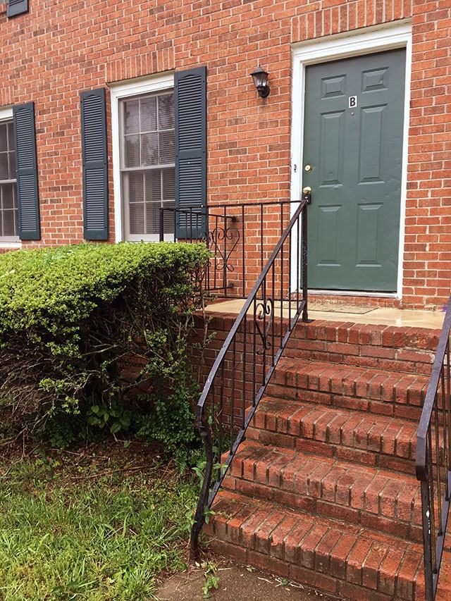 439 Tarragon Way SW - Photo 2 of 15