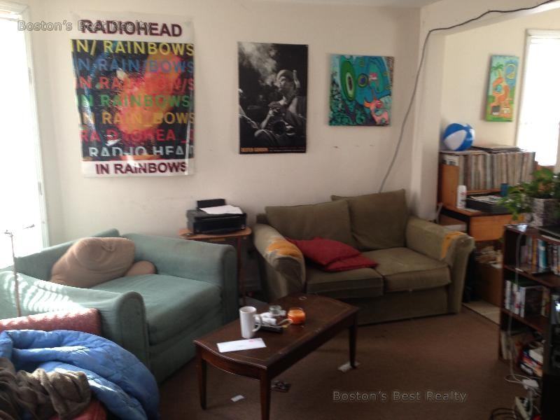 Pratt St #1 - Photo 2 of 4