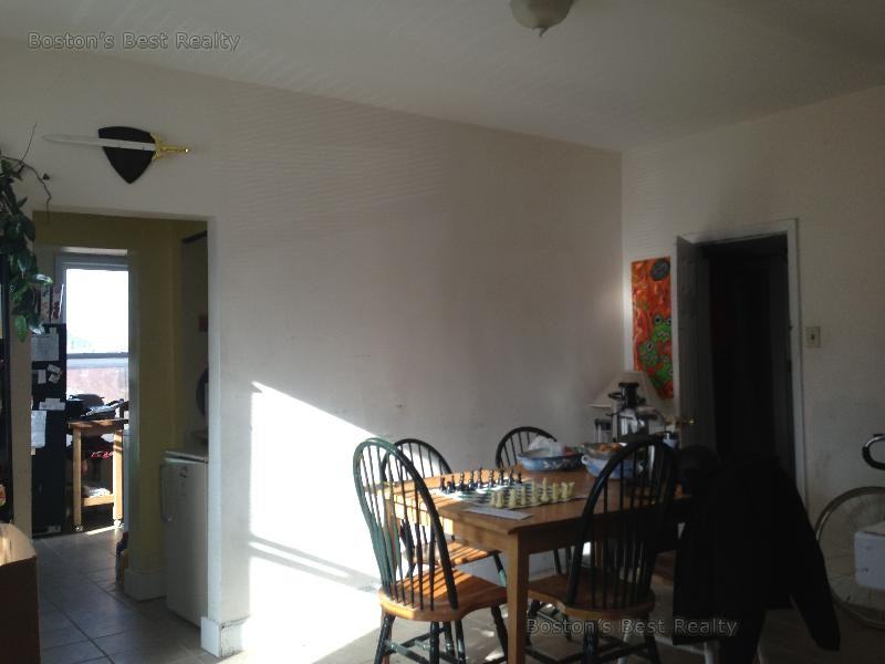 Pratt St #1 - Photo 3 of 4