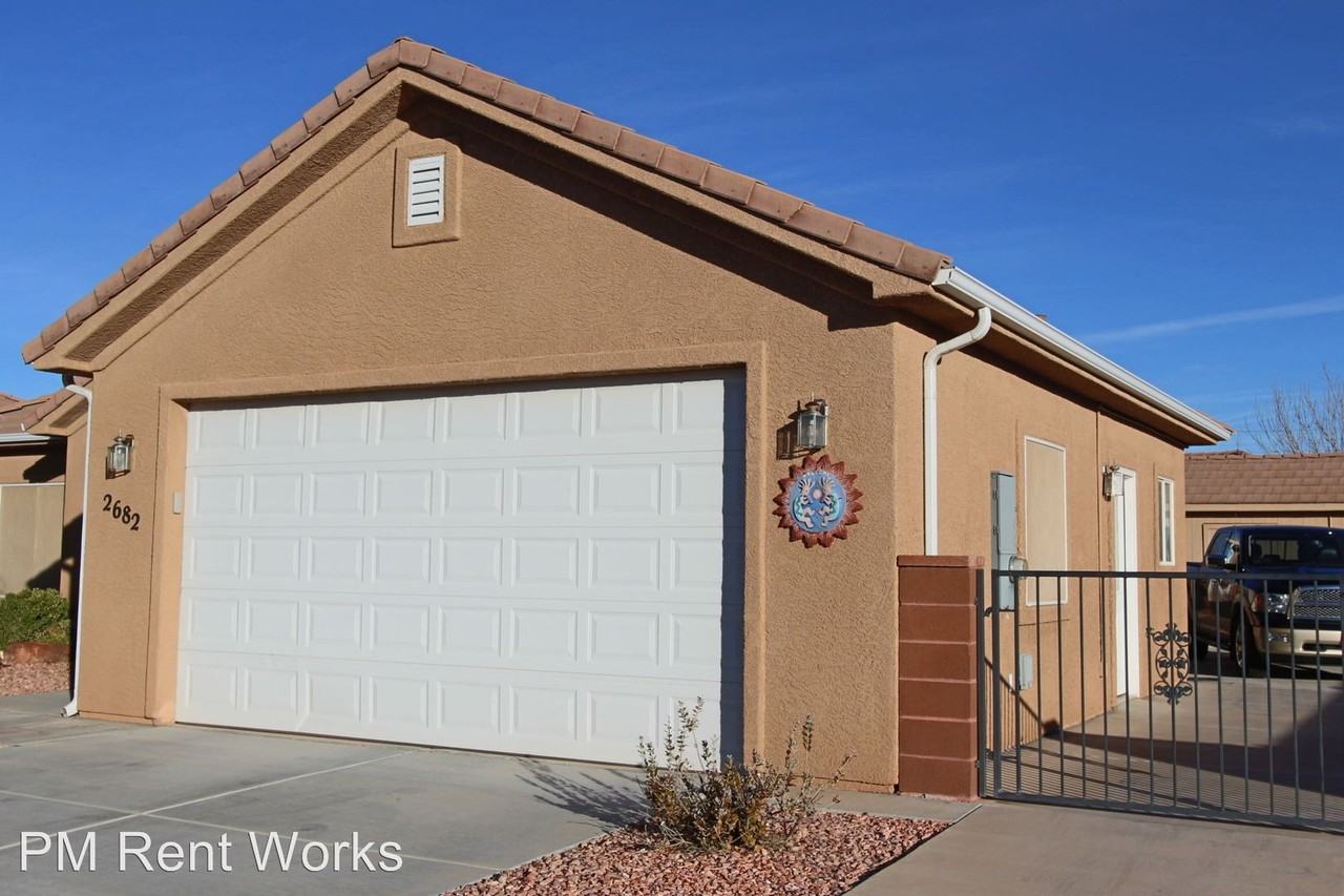 2682 W 510 N - Photo 2 of 10