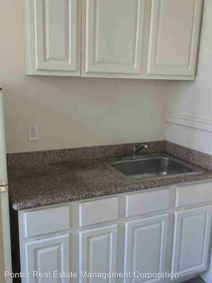 955 Bush St - Photo 3 of 3