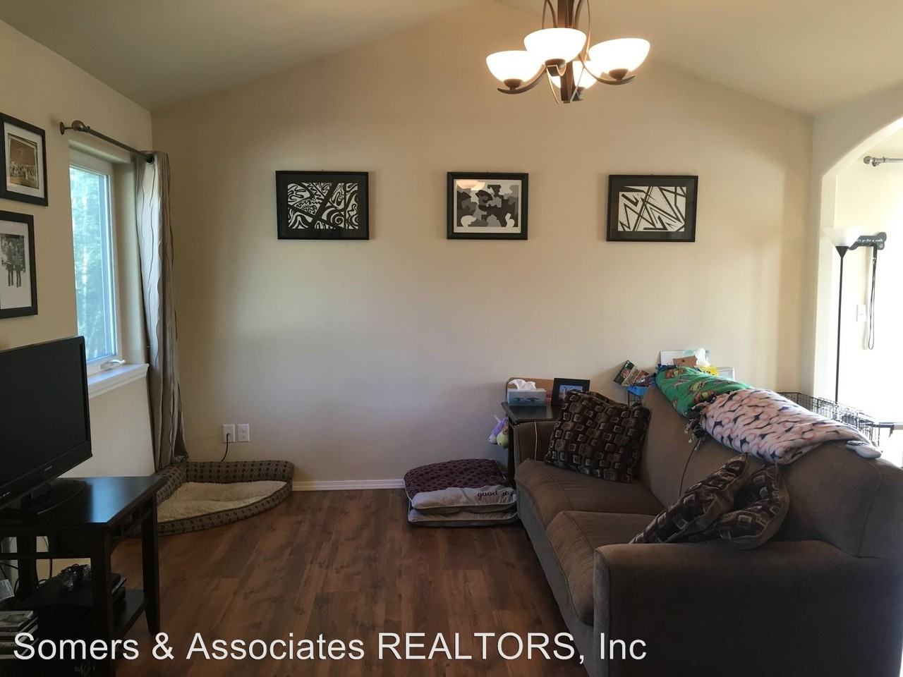 790 Moosewood Cir - Photo 2 of 12