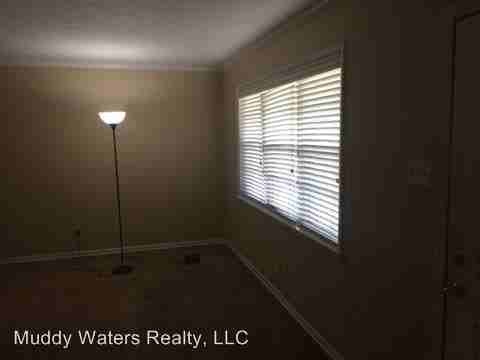 1743 Cherry Rd - Photo 2 of 15