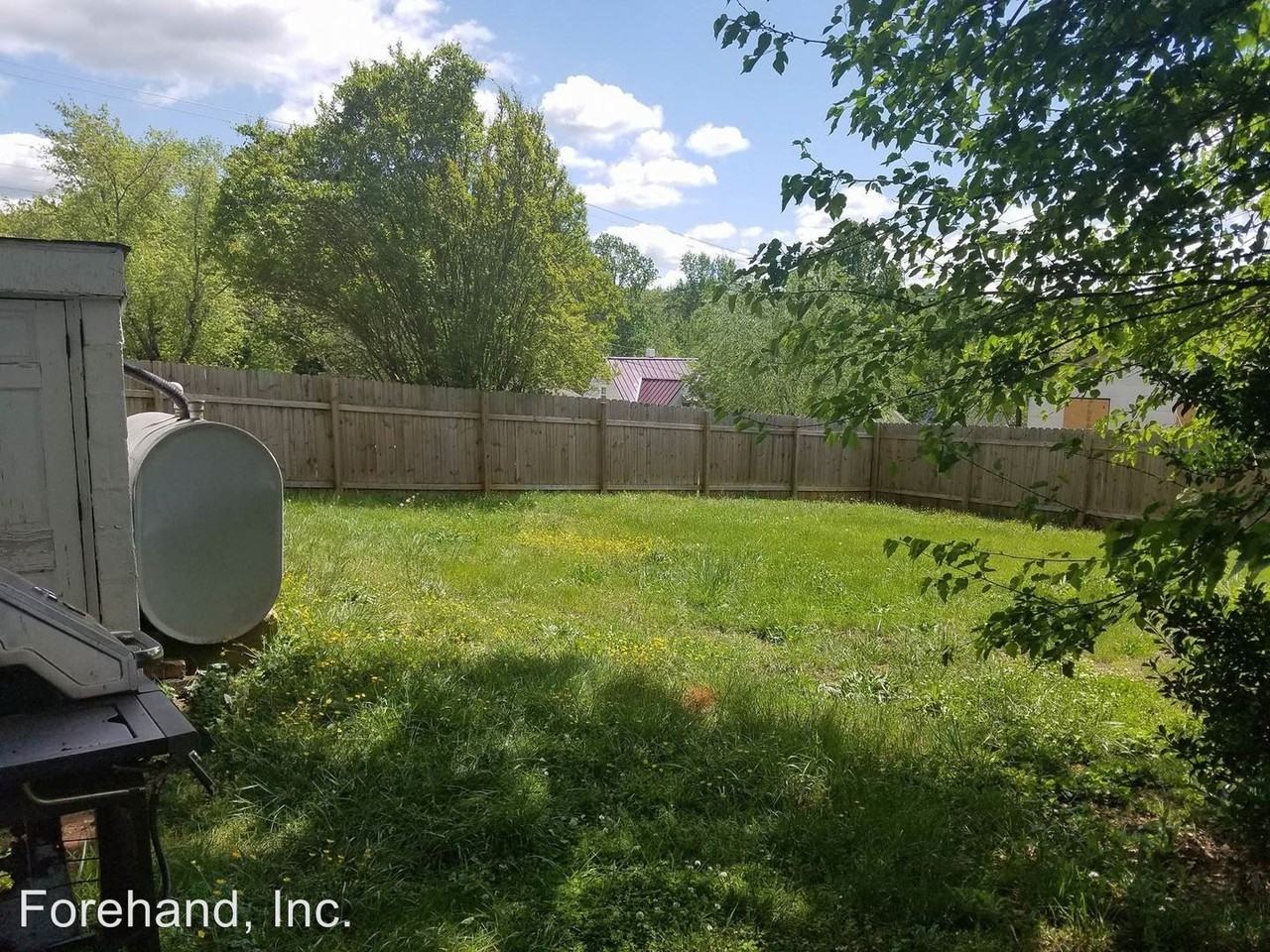 2507 Fairview Ave - Photo 3 of 25