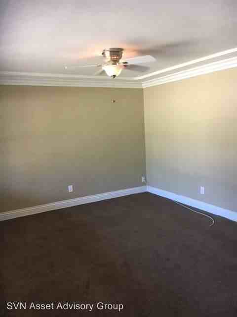 468 Emerson St - Photo 2 of 9