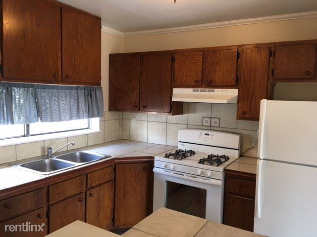 212 View St - Photo 2 of 10
