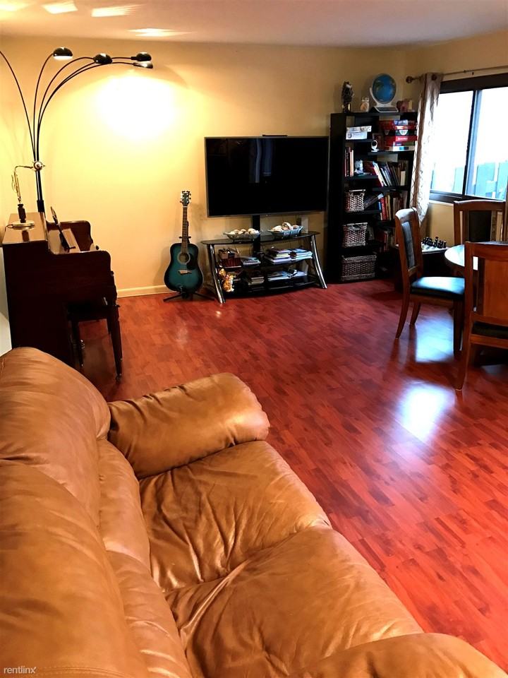 9421 Sherman Ln - Photo 3 of 10