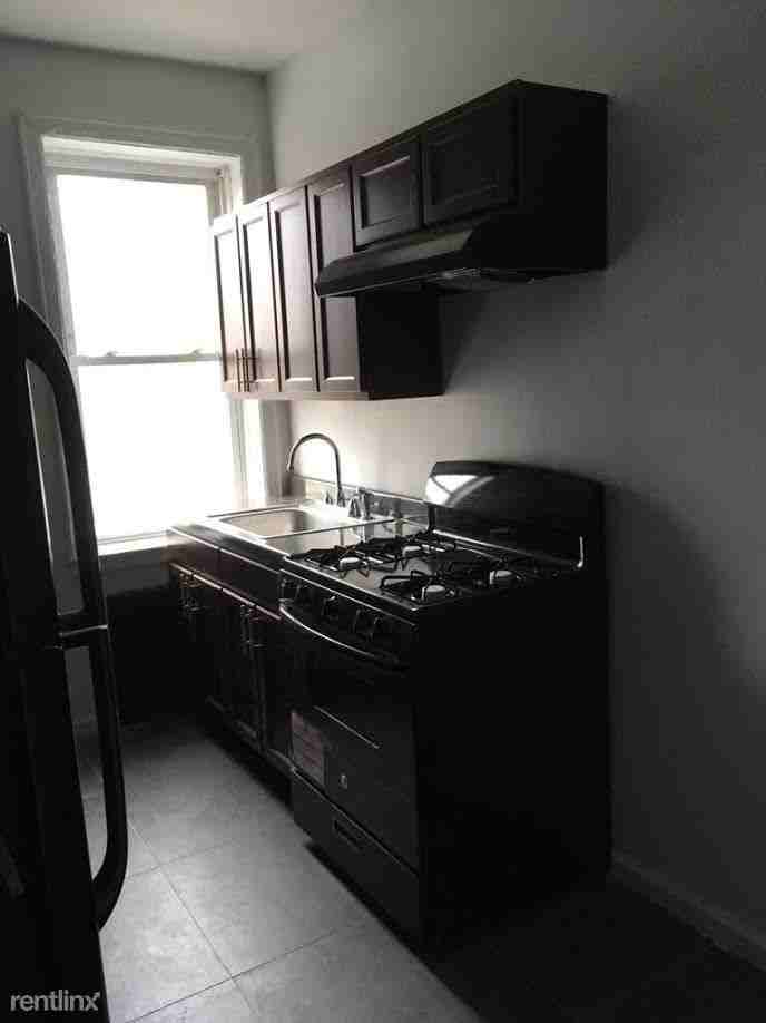 41 Elm St - Photo 2 of 4